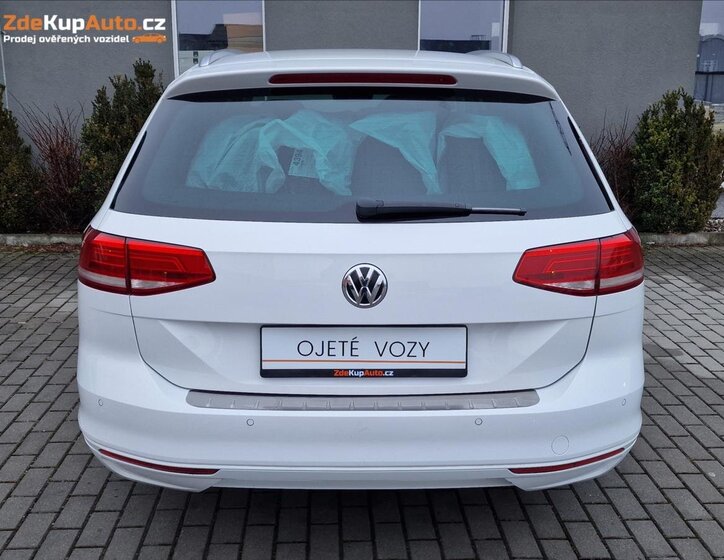 Volkswagen Passat Kombi 1,4 l 110 kw