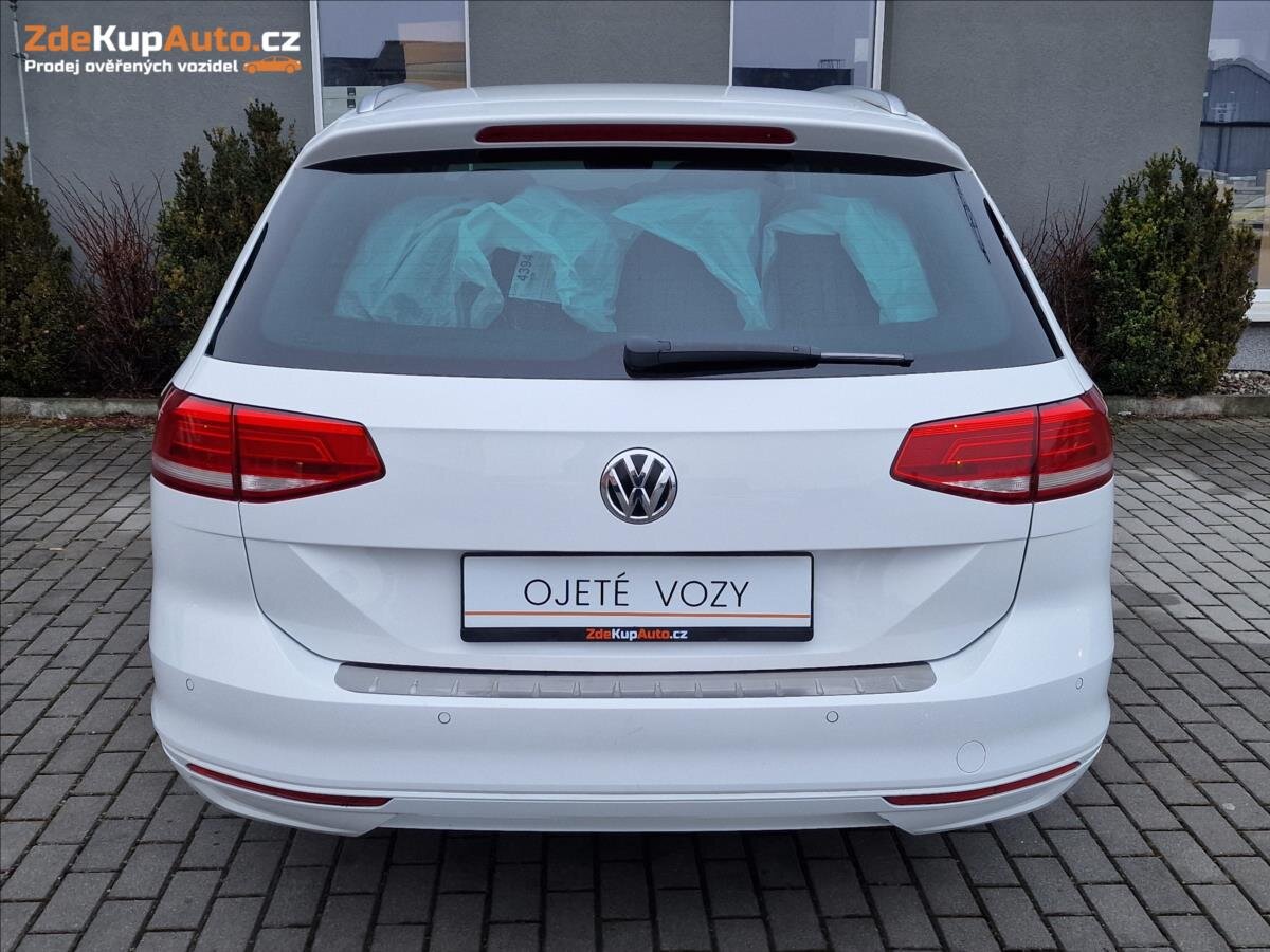 Volkswagen Passat Kombi 1,4 l 110 kw