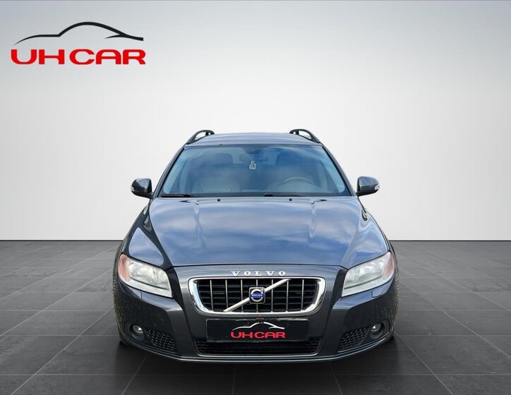 Volvo V70 2