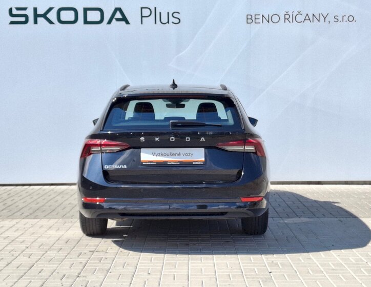 Škoda Octavia 22