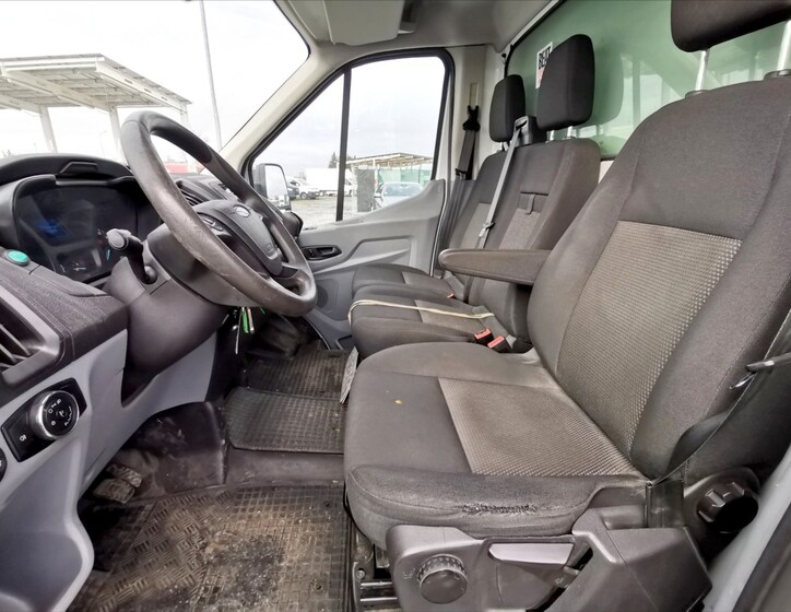 Ford Transit 5