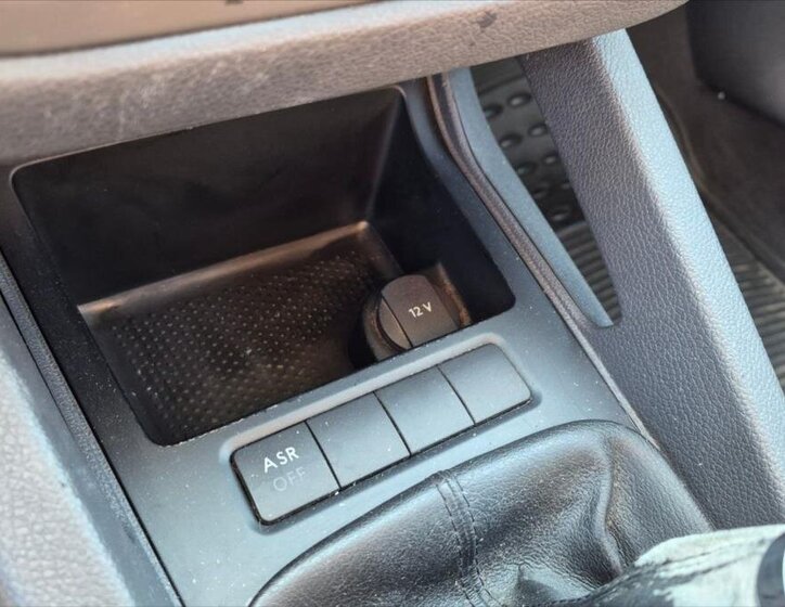 Volkswagen Golf Hatchback 1,6 l 75 kw