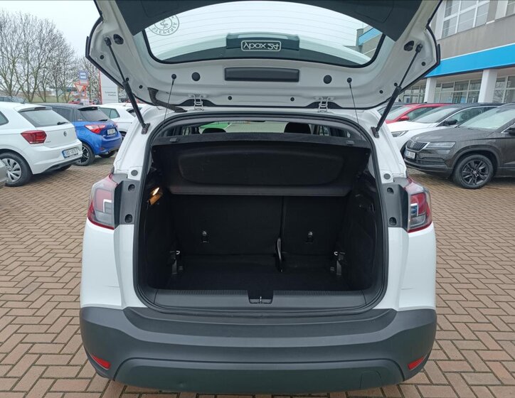 Opel Crossland X SUV 1,2 l 61 kw