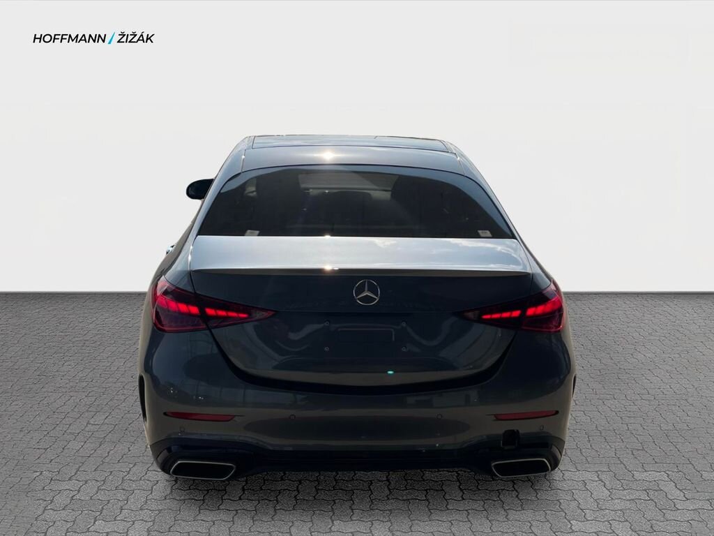 Mercedes-Benz Třídy C Sedan / Limuzína 2,0 l 145 kw
