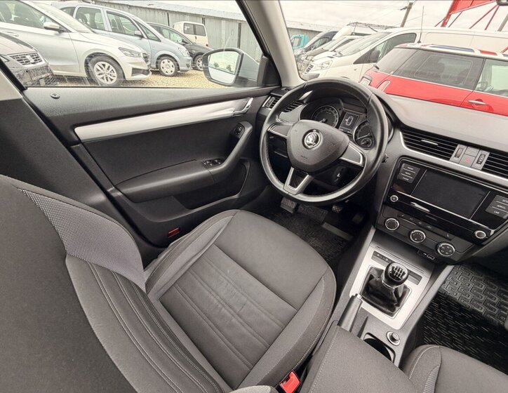 Škoda Octavia Kombi 2,0 l 110 kw