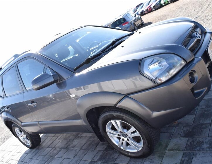 Hyundai Tucson SUV 2,0 l 104 kw