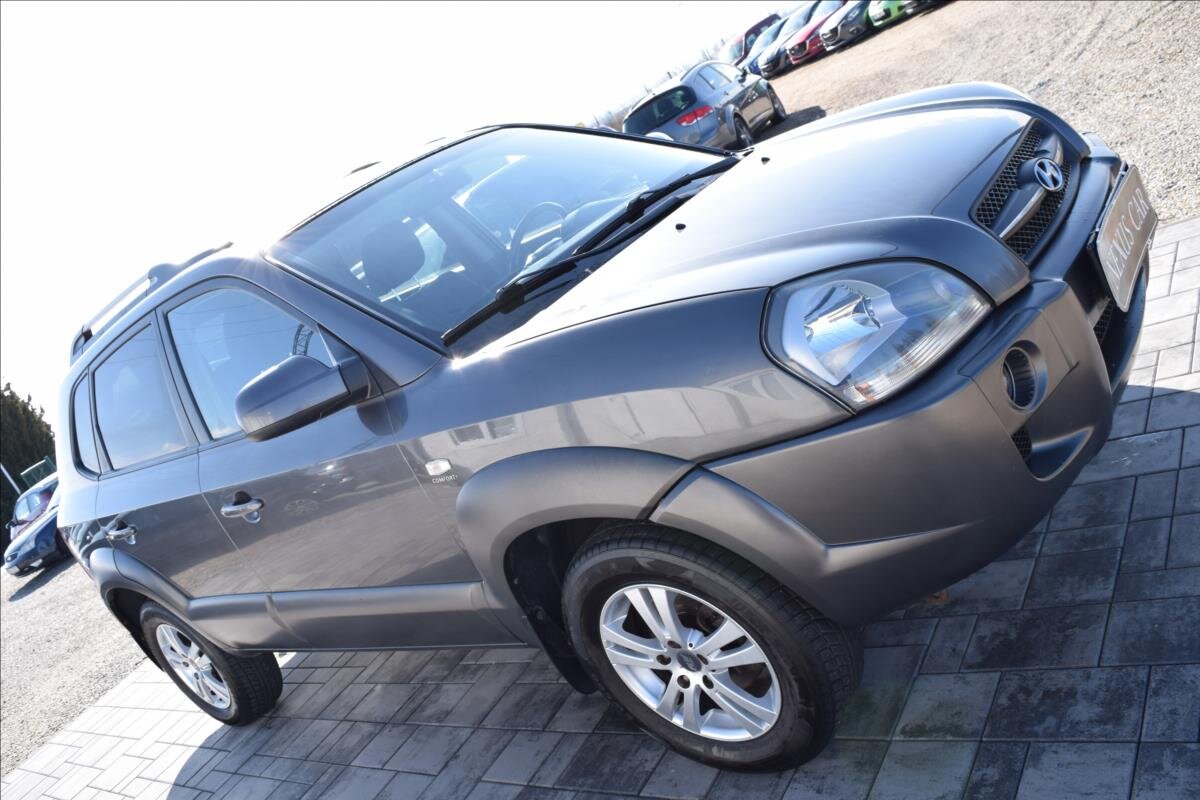Hyundai Tucson SUV 2,0 l 104 kw