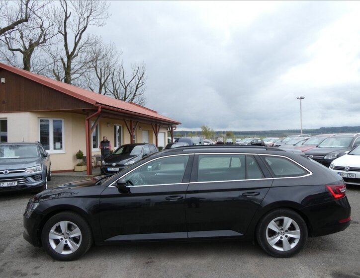 Škoda Superb Kombi 1,6 l 88 kw