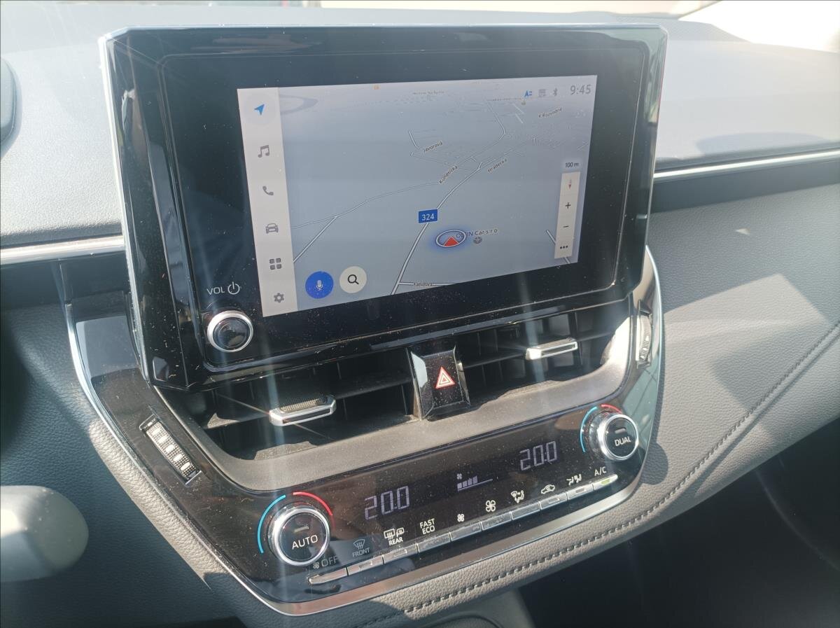 Toyota Corolla Sedan 1,5 l 92 kw