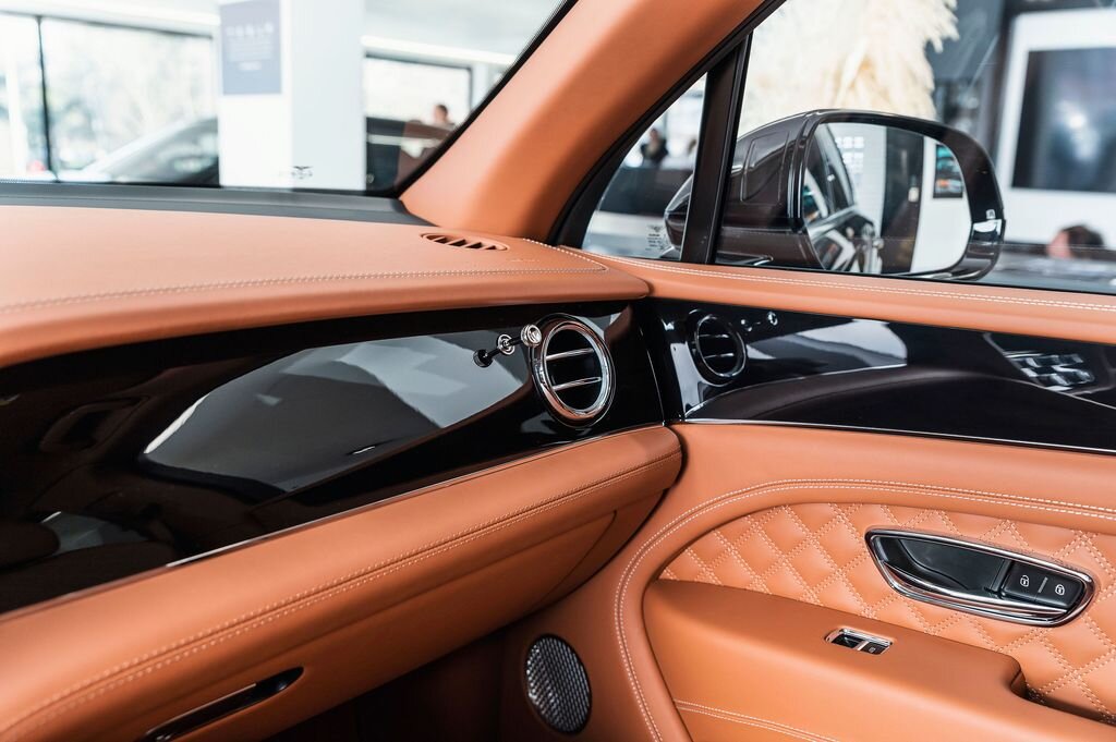 Bentley Bentayga SUV / Terénní 4,0 l 404 kw