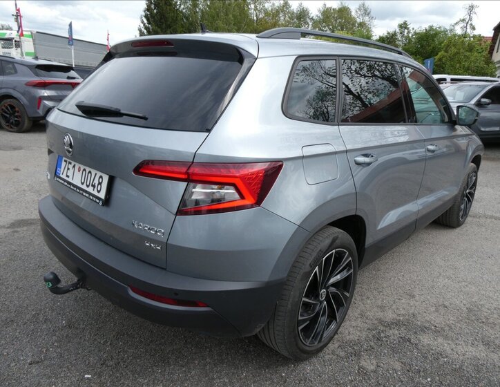 Škoda Karoq SUV / Terénní 2,0 l 110 kw