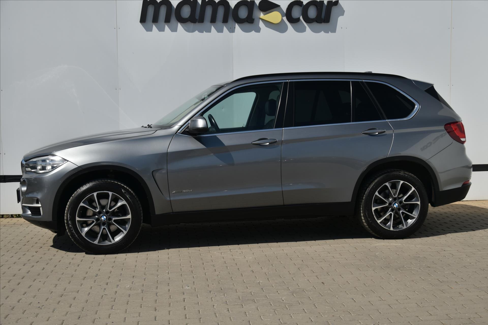 BMW X5 SUV / Terénní 3,0 l 204 kw