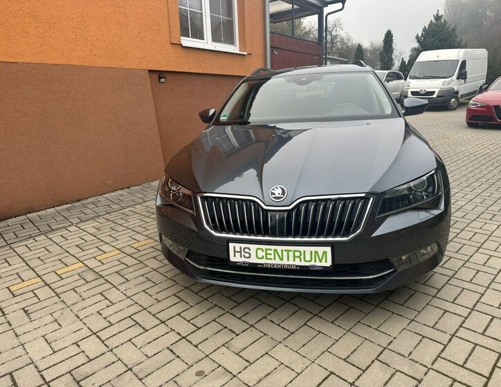 Škoda Superb Kombi 2,0 l 140 kw