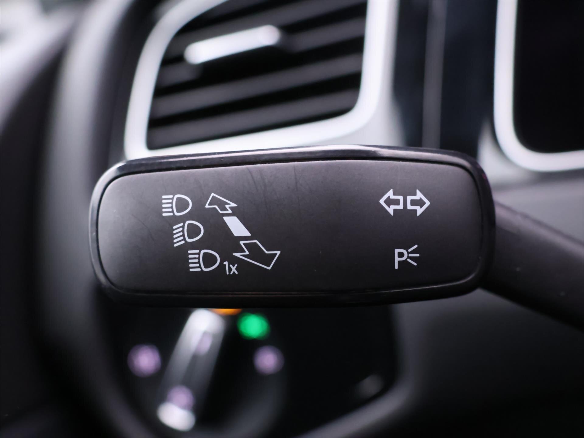 Volkswagen Golf Kombi 2,0 l 228 kw