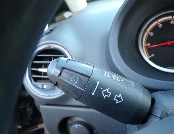 Opel Corsa Hatchback 1,2 l 59 kw