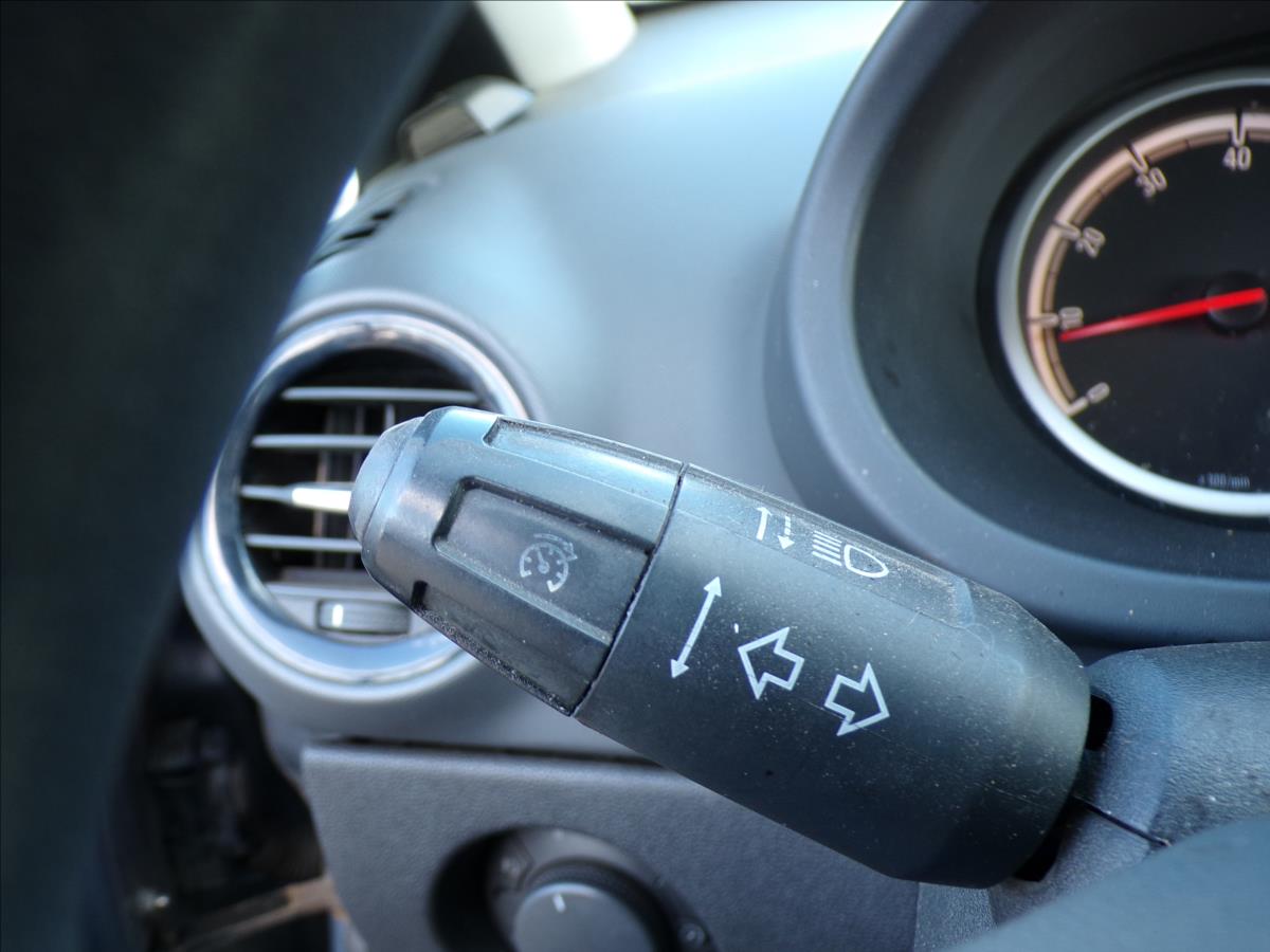 Opel Corsa Hatchback 1,2 l 59 kw