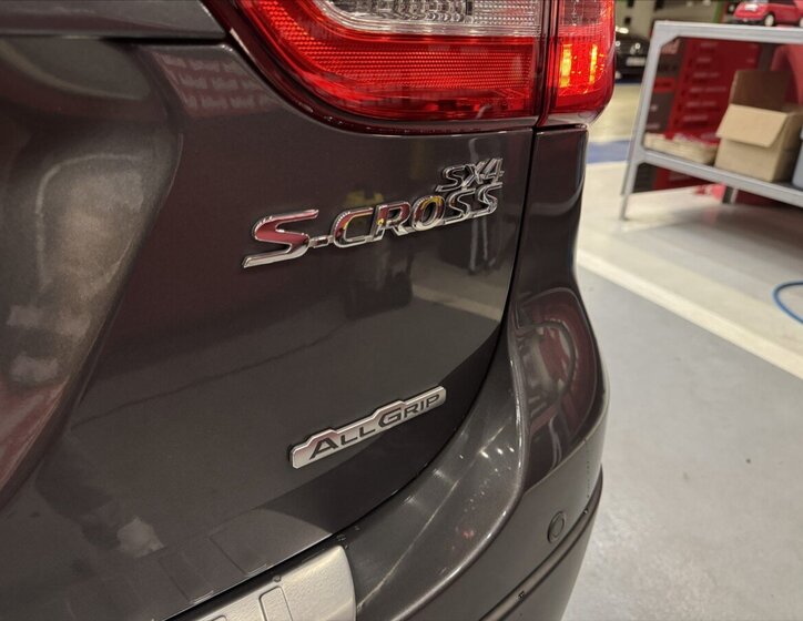 Suzuki SX4 S-Cross SUV 1,4 l 103 kw
