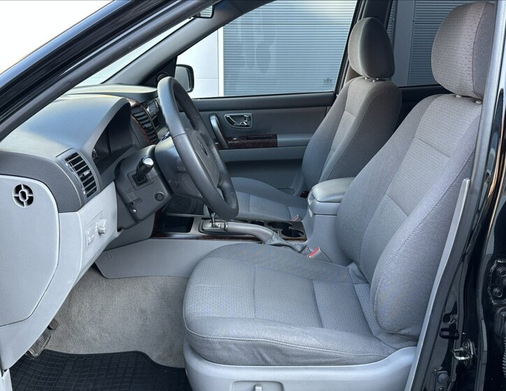 KIA Sorento SUV / Terénní 2,5 l 103 kw