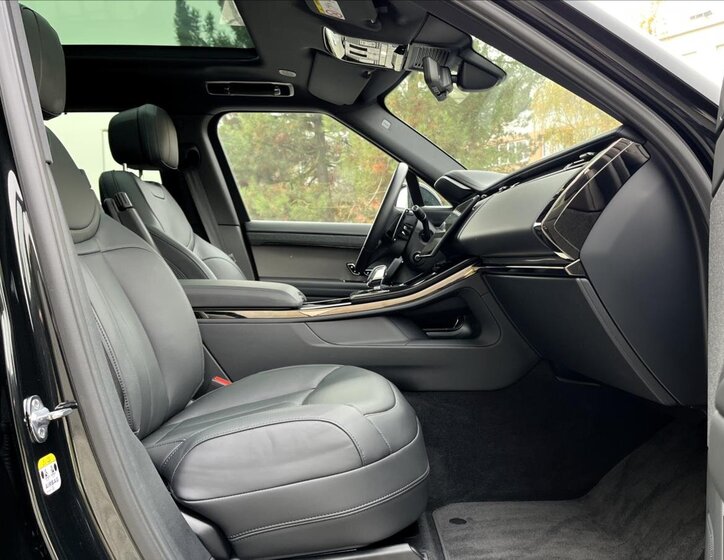 Land Rover Range Rover Sport SUV / Terénní 3,0 l 221 kw