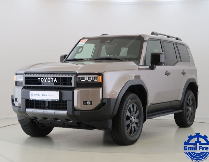 Toyota Land Cruiser SUV / Terénní 2,8 l 151 kw