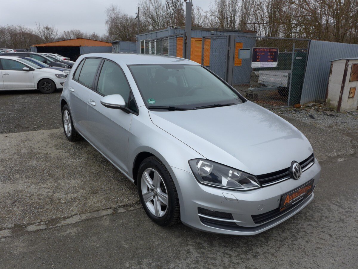 Volkswagen Golf Hatchback 1,2 l 77 kw