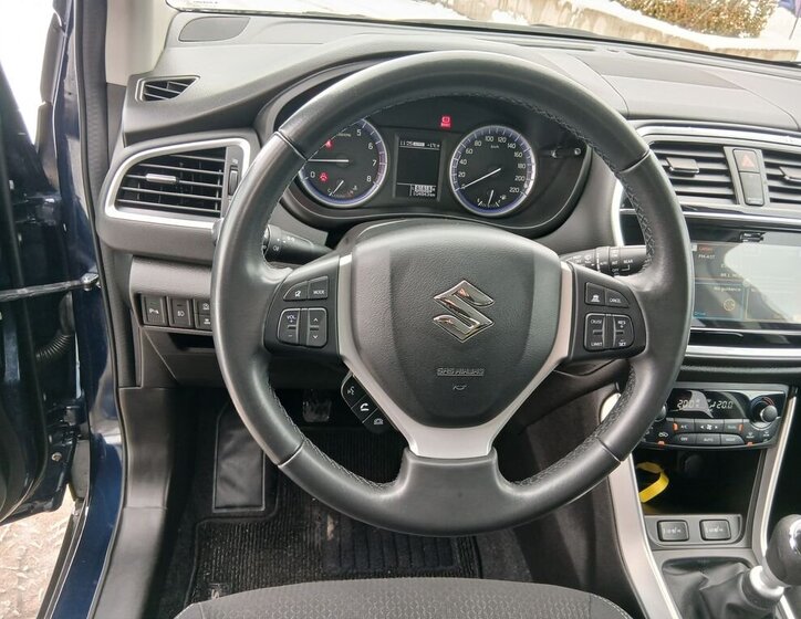 Suzuki SX4 S-Cross SUV 1,4 l 95 kw