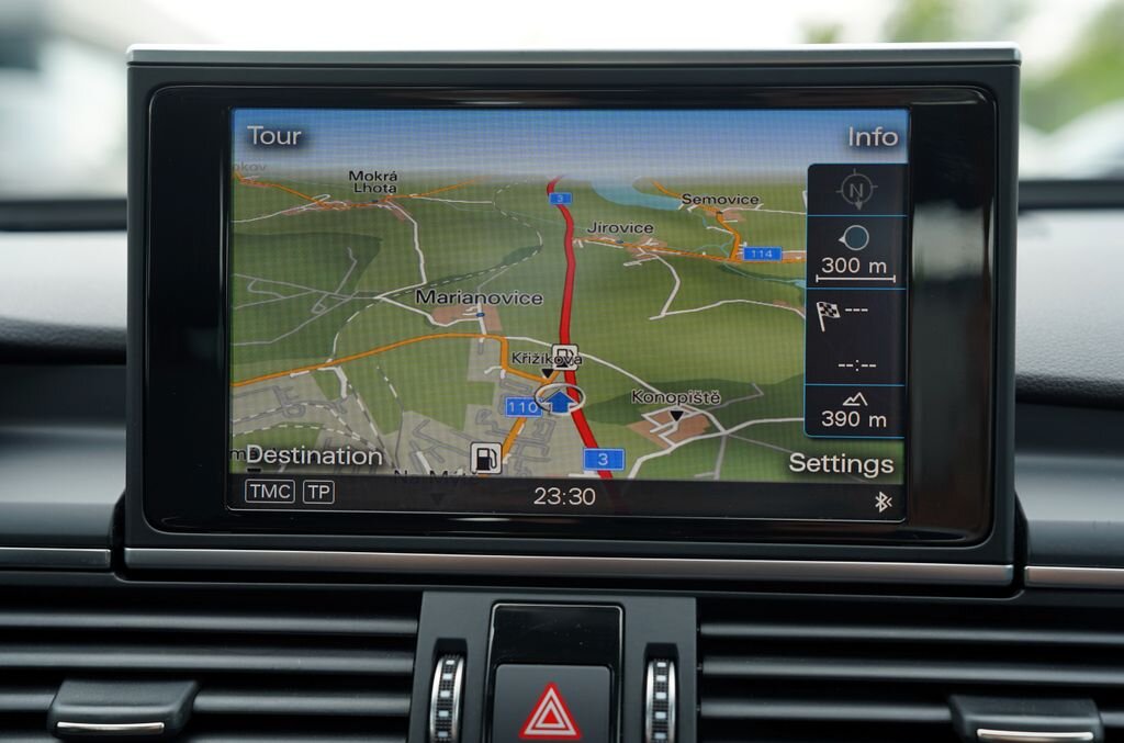 Audi A6 Sedan / Limuzína 2,8 l 150 kw