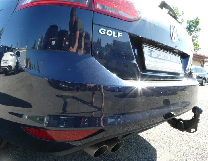 Volkswagen Golf Kombi 2,0 l 110 kw