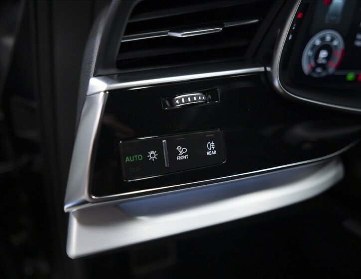 Audi Q7 SUV / Terénní 3,0 l 210 kw