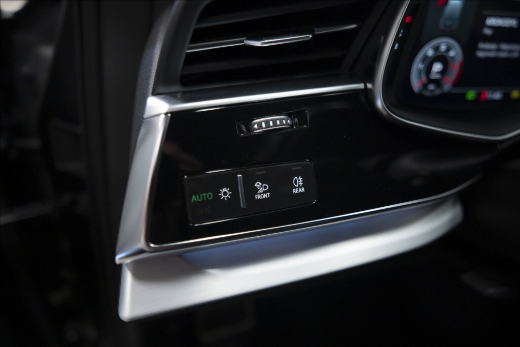 Audi Q7 SUV / Terénní 3,0 l 210 kw