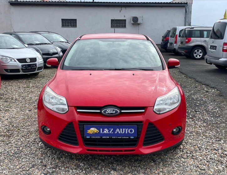 Ford Focus Hatchback 998,0 74 kw