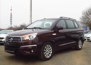 SsangYong Rodius VAN-Minibus 2,0 l 114 kw