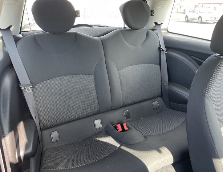 Mini Cooper Hatchback 1,6 l 88 kw