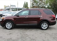 Ford Explorer 8