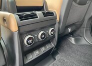 Land Rover Defender SUV / Terénní 5,0 l 313 kw