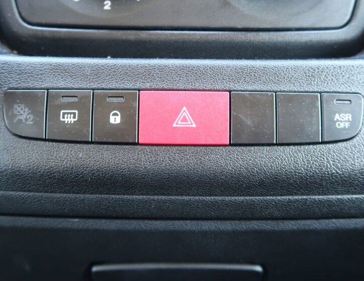 Opel Movano Skříň 2,2 l 103 kw