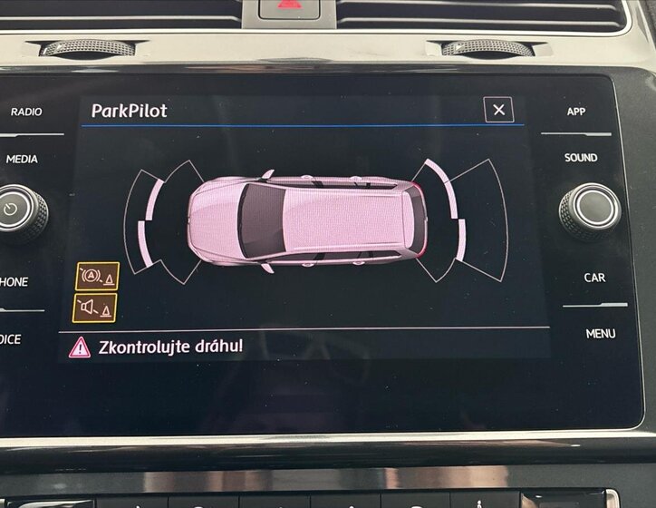 Volkswagen Golf Kombi 1,5 l 96 kw