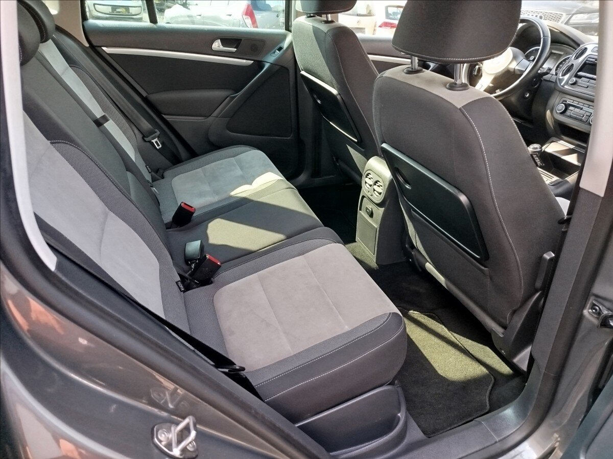 Volkswagen Tiguan SUV / Terénní 1,4 l 118 kw