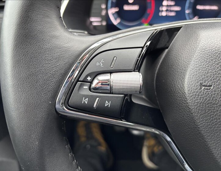 Škoda Octavia Sedan / Limuzína 2,0 l 85 kw