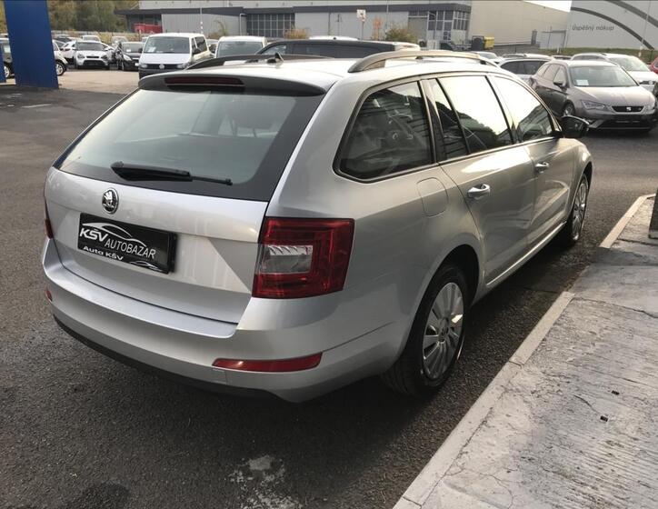 Škoda Octavia 9