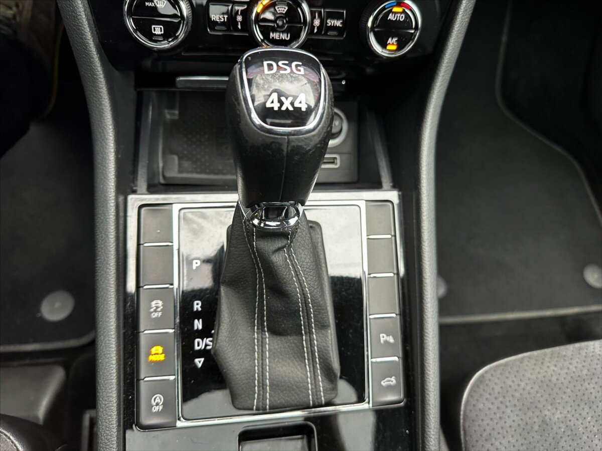 Škoda Superb Kombi 2,0 l 206 kw