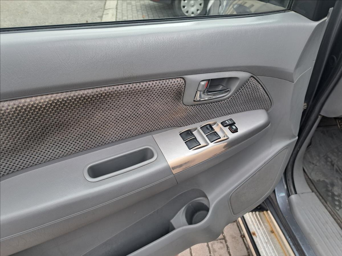 Toyota Hilux Pick-up 2,5 l 106 kw