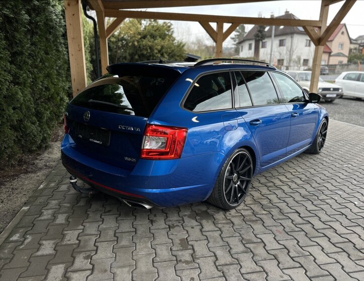 Škoda Octavia Kombi 2,0 l 162 kw