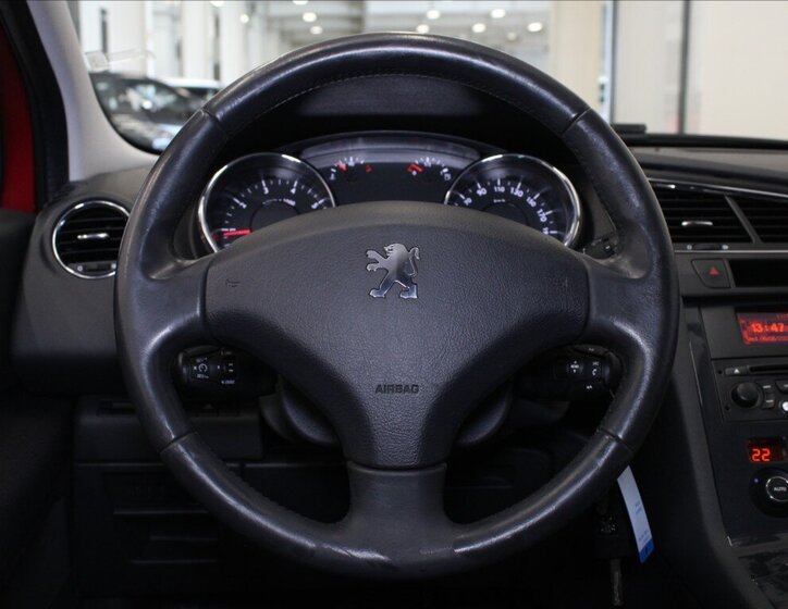 Peugeot 5008 MPV 1,6 l 88 kw