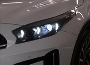 KIA XCeed CUV / Crossover 1,5 l 103 kw