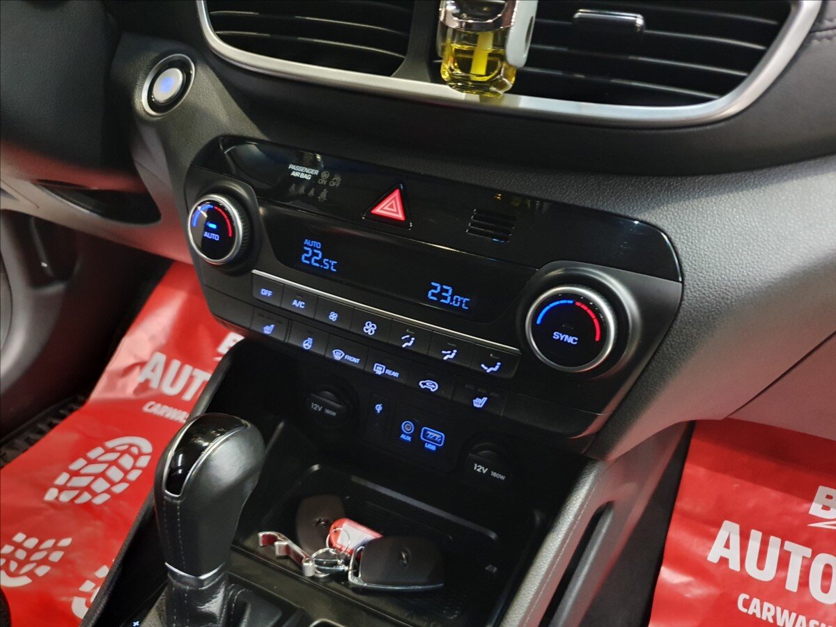 Hyundai Tucson SUV / Terénní 1,6 l 100 kw