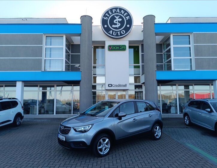 Opel Crossland X SUV / Terénní 1,2 l 81 kw