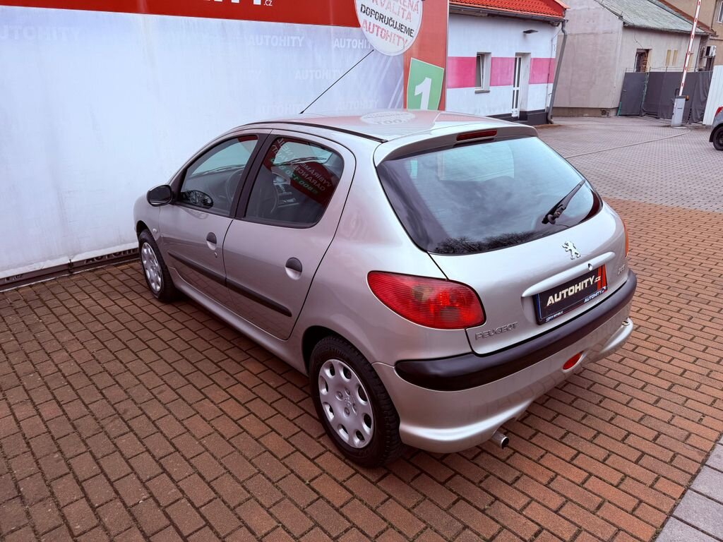 Peugeot 206 Hatchback 1,4 l 55 kw