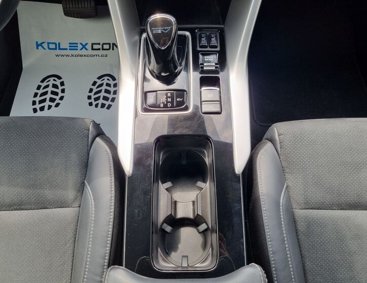 Mitsubishi Ostatní 17