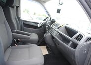 Volkswagen Caravelle 27